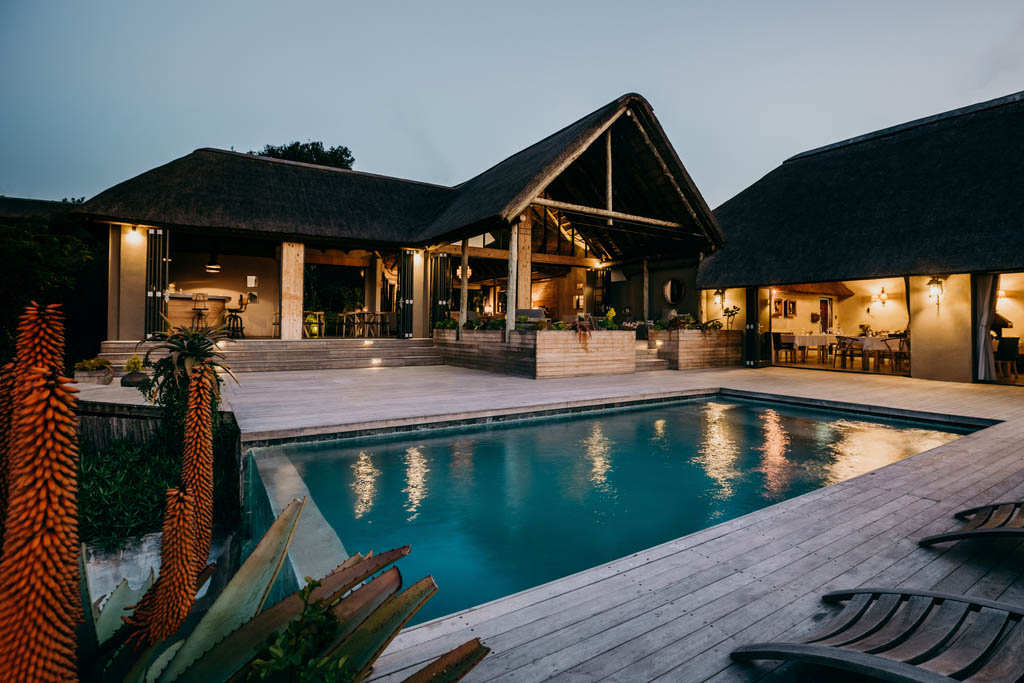 Bukela Lodge Amakhala Game Reserve6