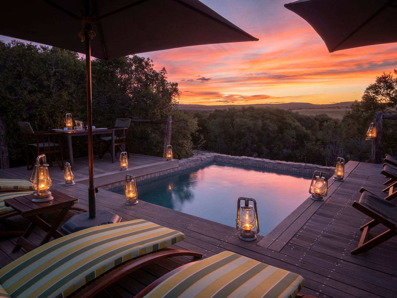 Amakhala Game Reserve Hillsnek Safari Camp Pool At Dusk