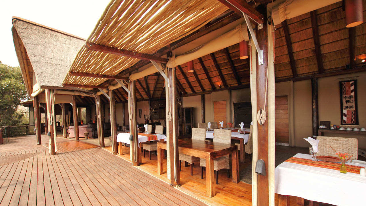 Amakhala Game Reserve Bush Lodge Deck Dining